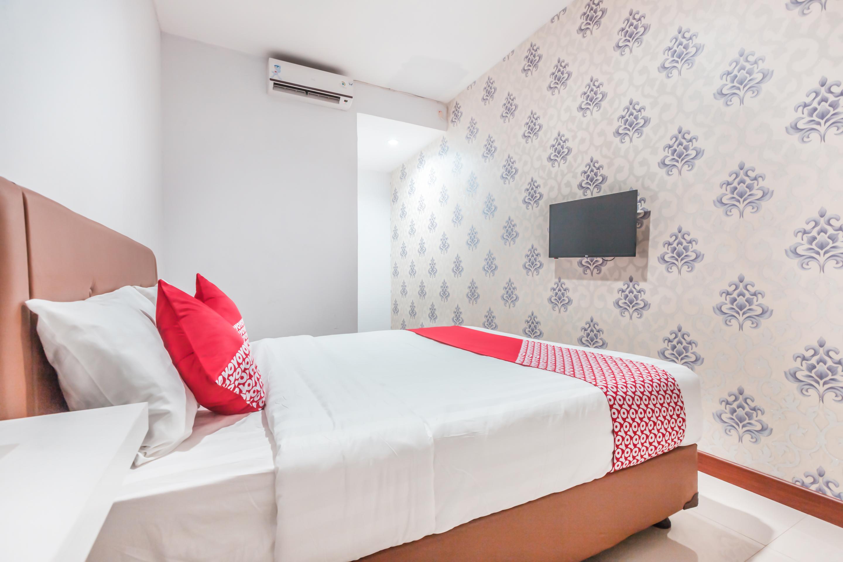 Oyo 1555 Unik Guesthouse Syariah Jakarta Buitenkant foto
