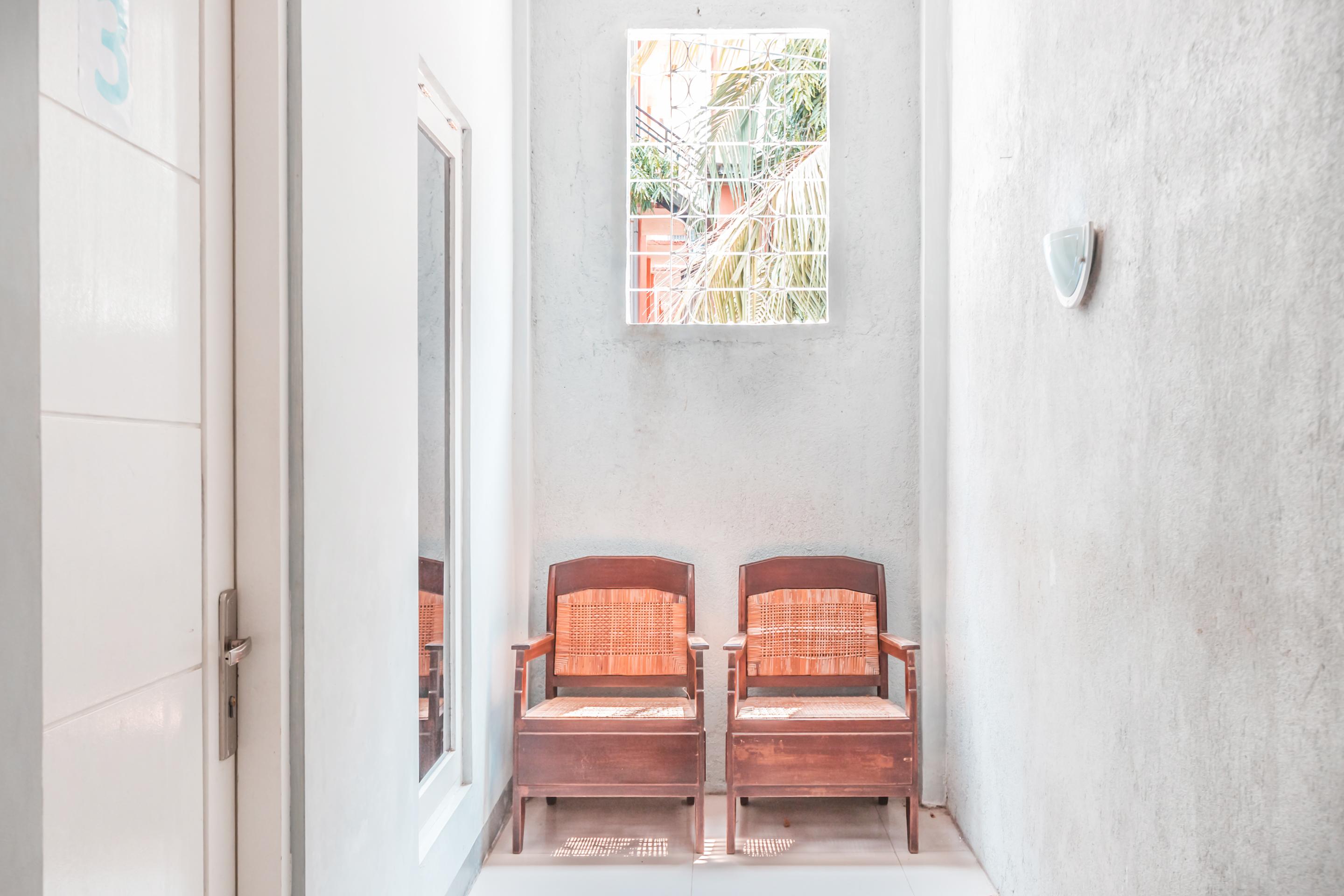 Oyo 1555 Unik Guesthouse Syariah Jakarta Buitenkant foto